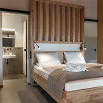 Forstgut - Premium Waldchalets Und Appartement *