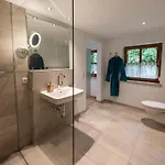 Forstgut - Premium Waldchalets Und * Regen