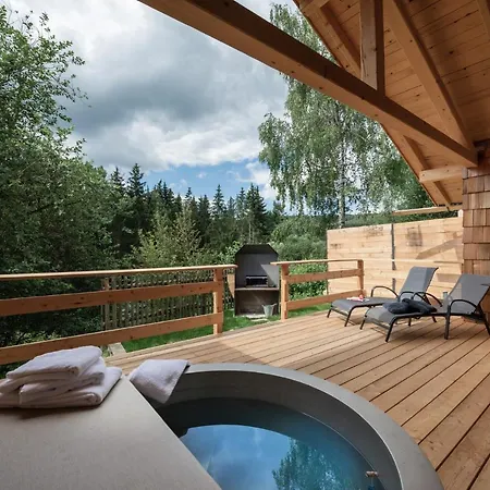 Forstgut - Premium Waldchalets Und * Regen