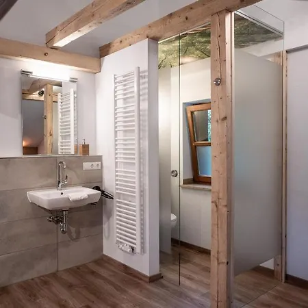 Forstgut - Premium Waldchalets Und *