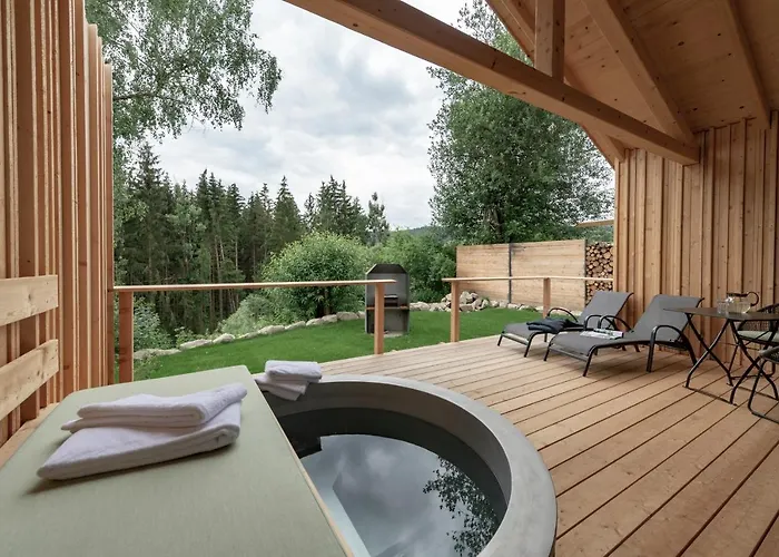 Forstgut - Premium Waldchalets Und Апартаменты *