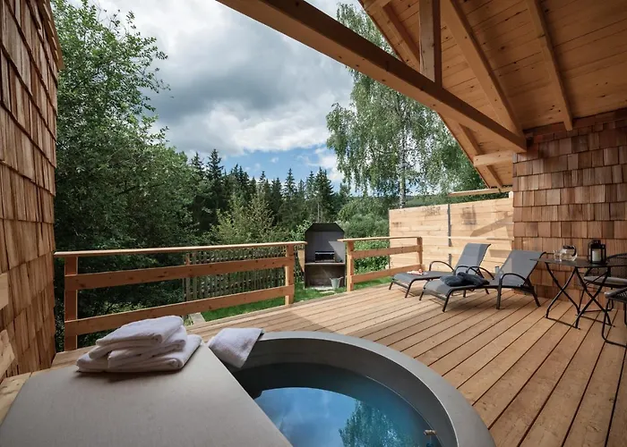 Forstgut - Premium Waldchalets Und * Regen