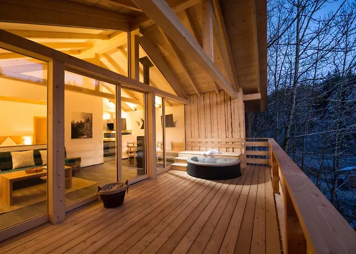 Апартаменты Forstgut - Premium Waldchalets Und *