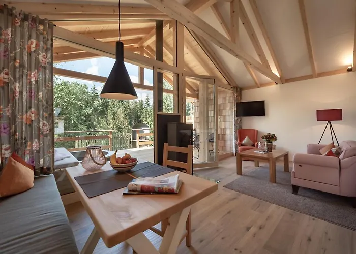 Forstgut - Premium Waldchalets Und Апартаменты *