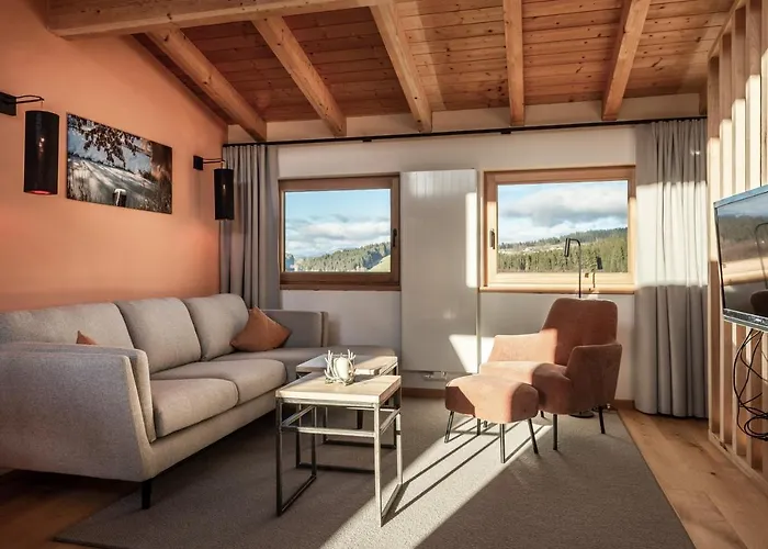 Forstgut - Premium Waldchalets Und Regen