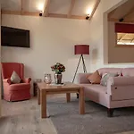 Forstgut - Premium Waldchalets Und
