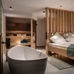 Forstgut - Premium Waldchalets Und Regen