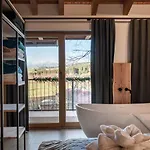 Forstgut - Premium Waldchalets Und Apartament Regen