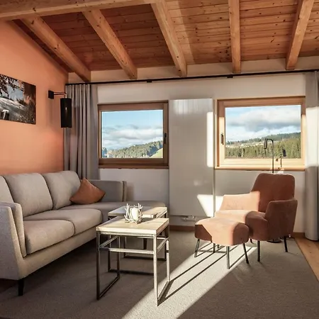 Forstgut - Premium Waldchalets Und Regen