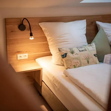 Forstgut - Premium Waldchalets Und * Regen