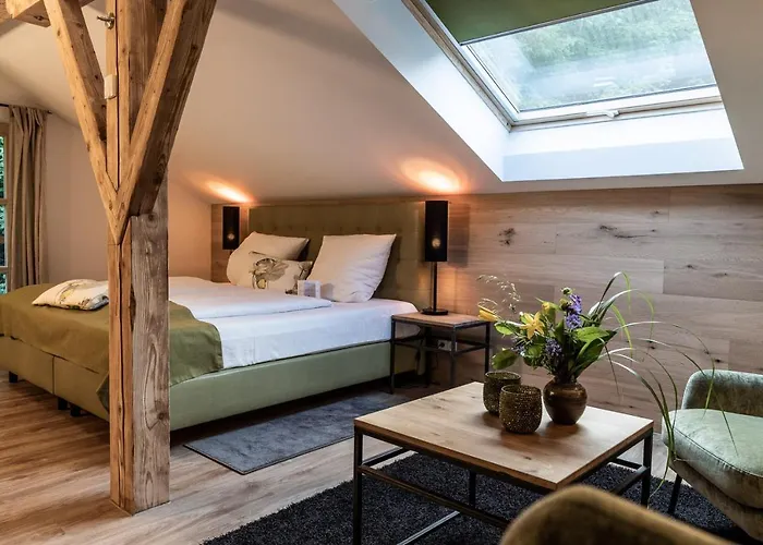 Апартаменты Forstgut - Premium Waldchalets Und Реген
